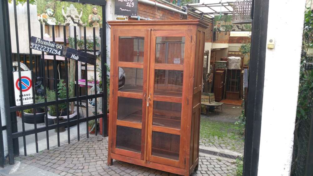 Vetrina quattro ripiani in legno teak grezzo