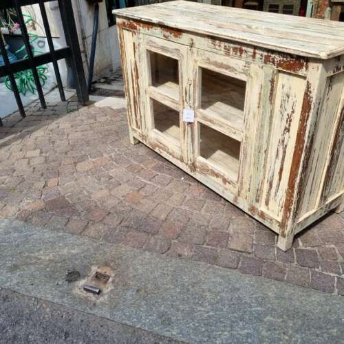 Credenza con i vetri slavata in teak
