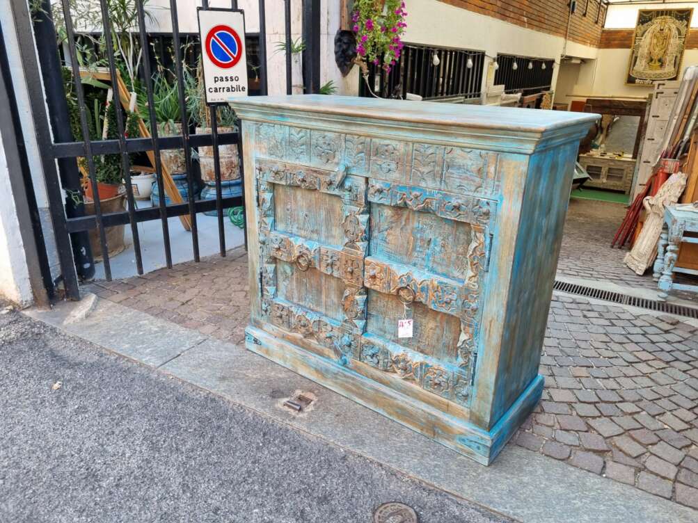Credenza azzurra -blu con porte old - immagine 3