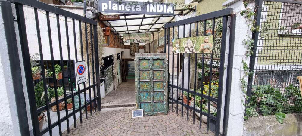 Vecchia porta indiana - immagine 4