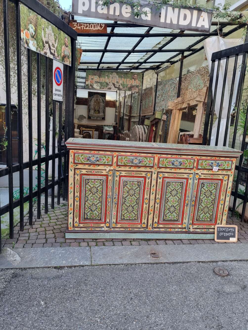 Credenza Colorata in Legno