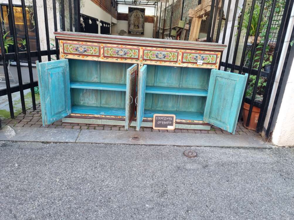 interni Credenza Colorata in Legno