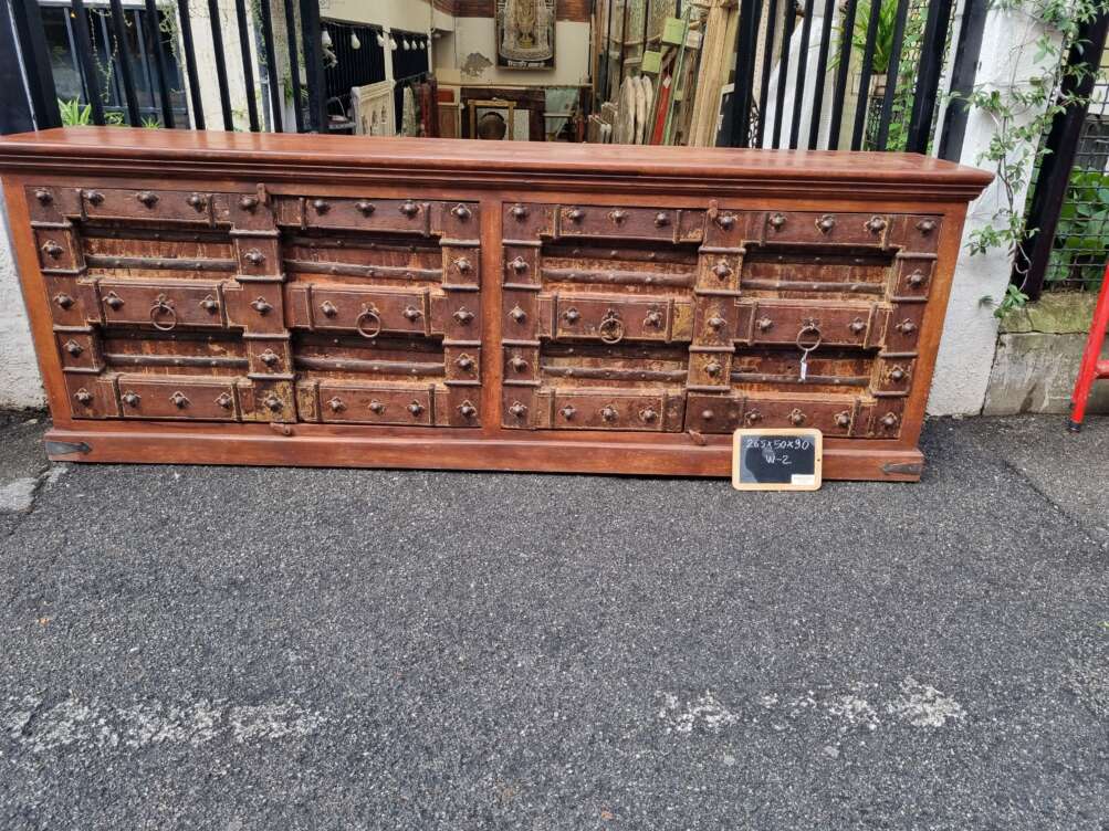 credenza in teak