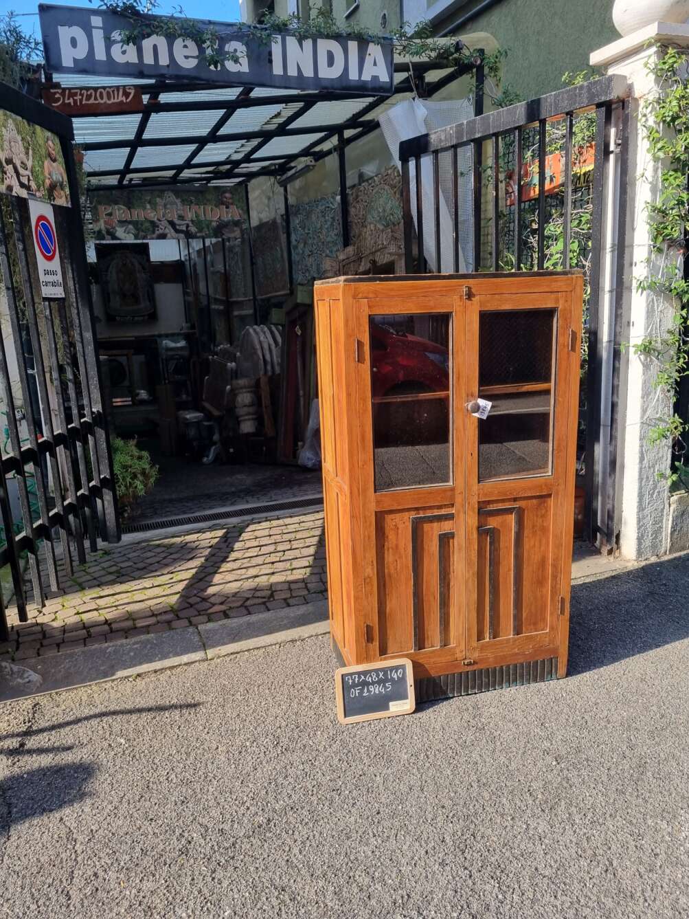 Vetrinetta in legno artigianale a due ante - immagine 8