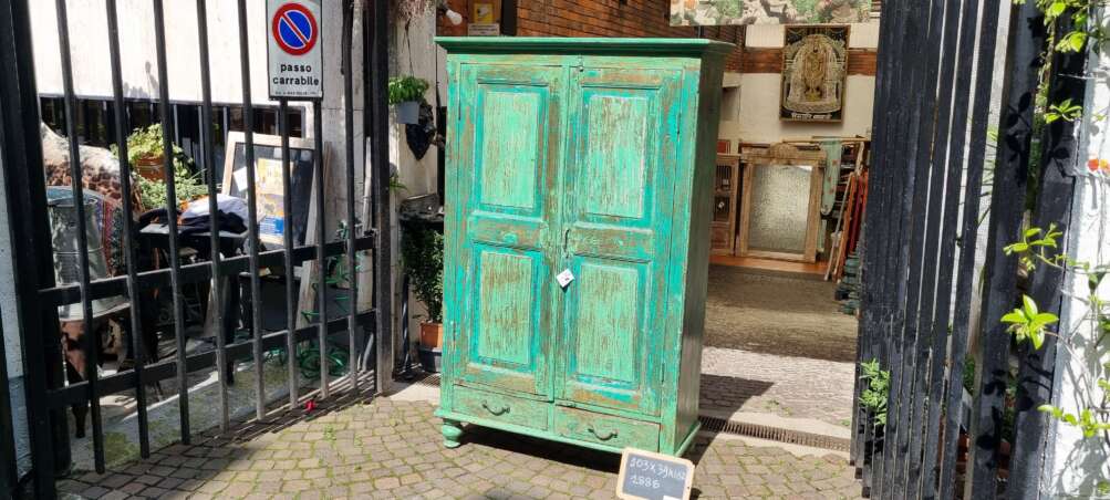 Armadio teak con finitura verde anticata - immagine 5