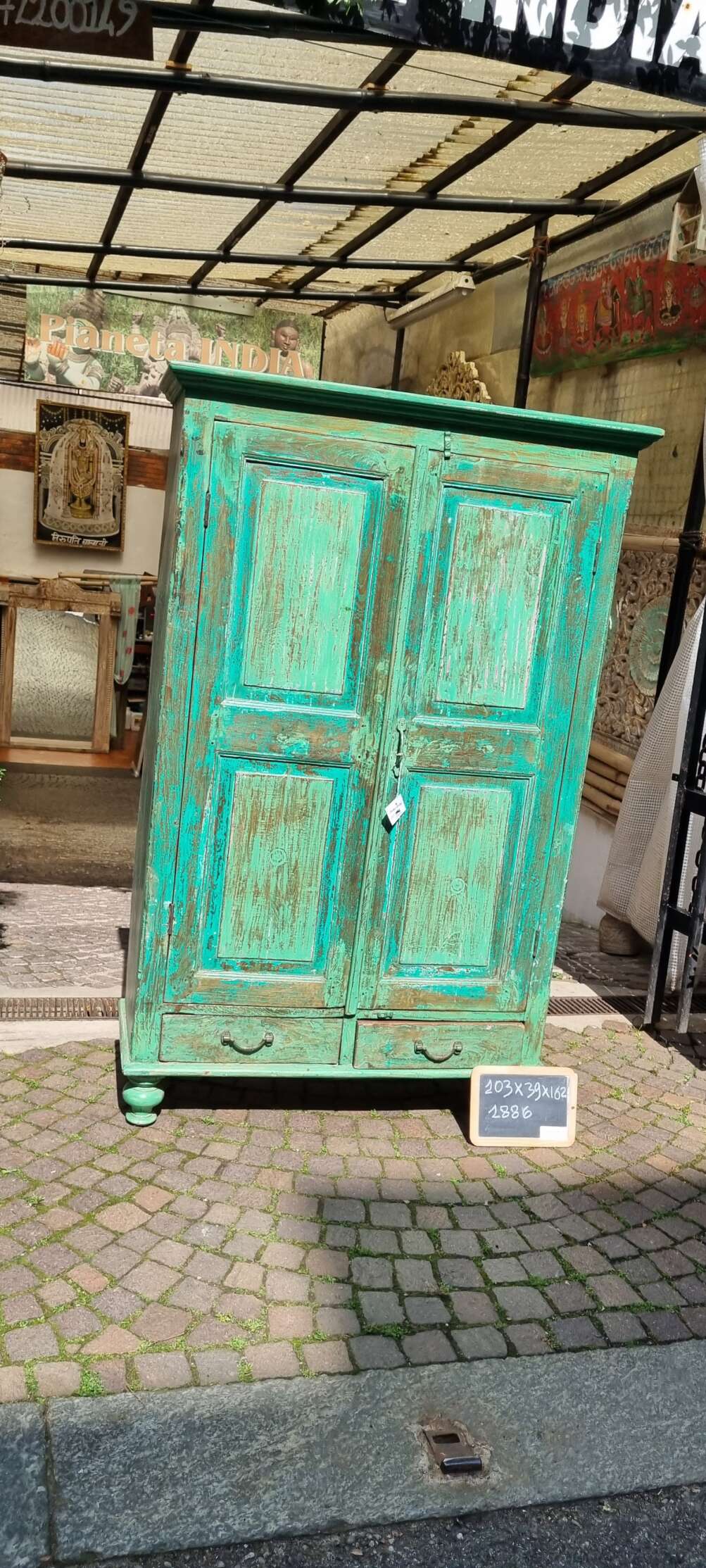 Armadio teak con finitura verde anticata - immagine 4