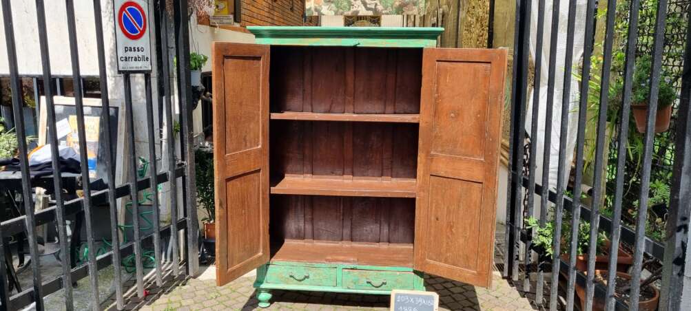 Armadio teak con finitura verde anticata - immagine 3