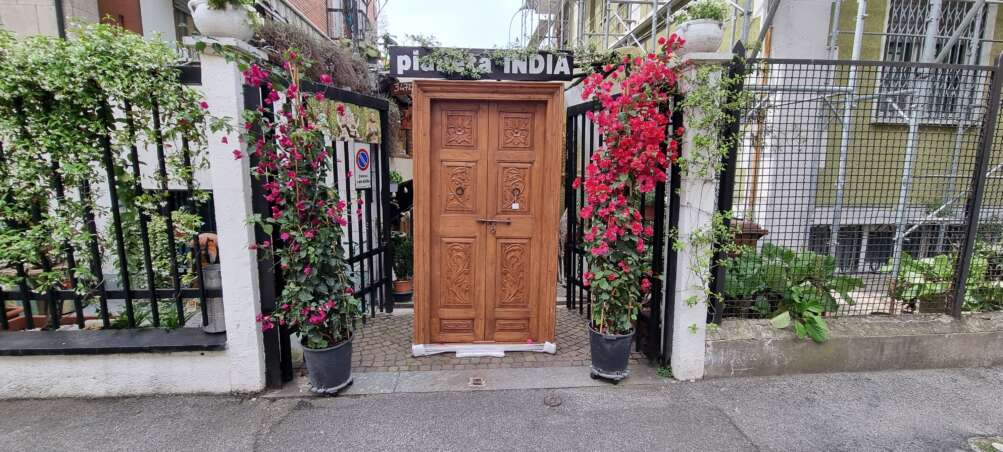 Porta indiana antica in teak - immagine 11