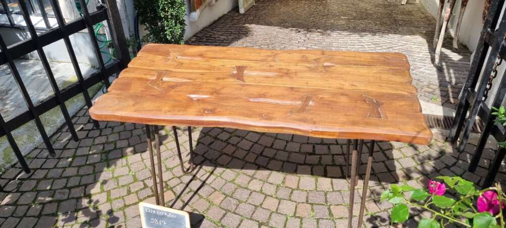 Tavolo in teak con gambe in ferro - immagine 6