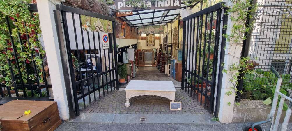 Tavolino da centro in legno massello - immagine 5