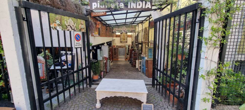 Tavolino da centro in legno massello - immagine 2