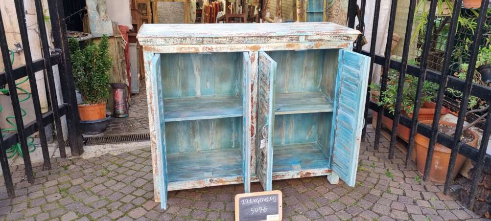 Credenza artigianale in legno - immagine 7