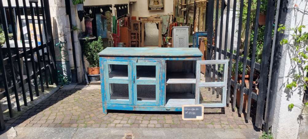 Credenza-vetrinetta in legno azzurro con vetri - immagine 4