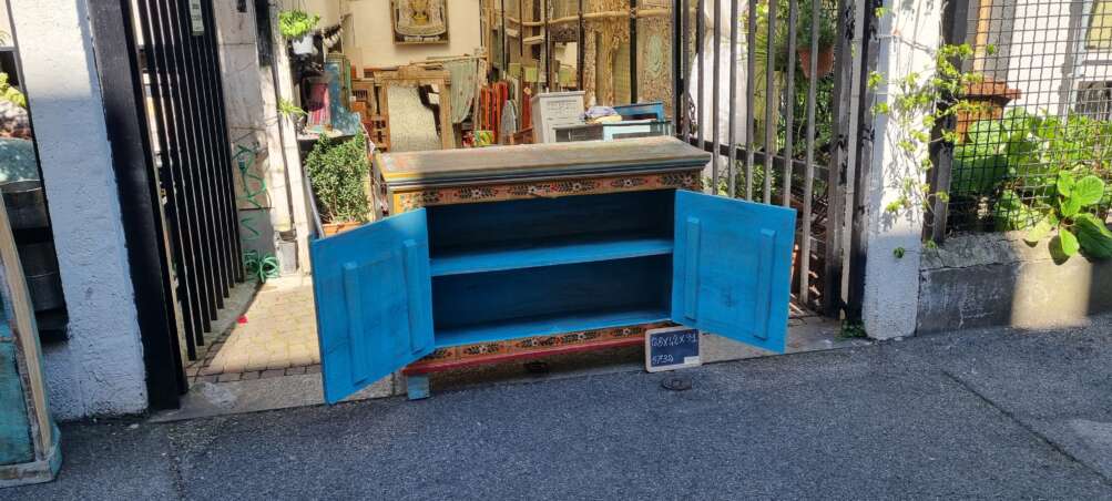 Credenza patchwork floreale intarsiata - immagine 9