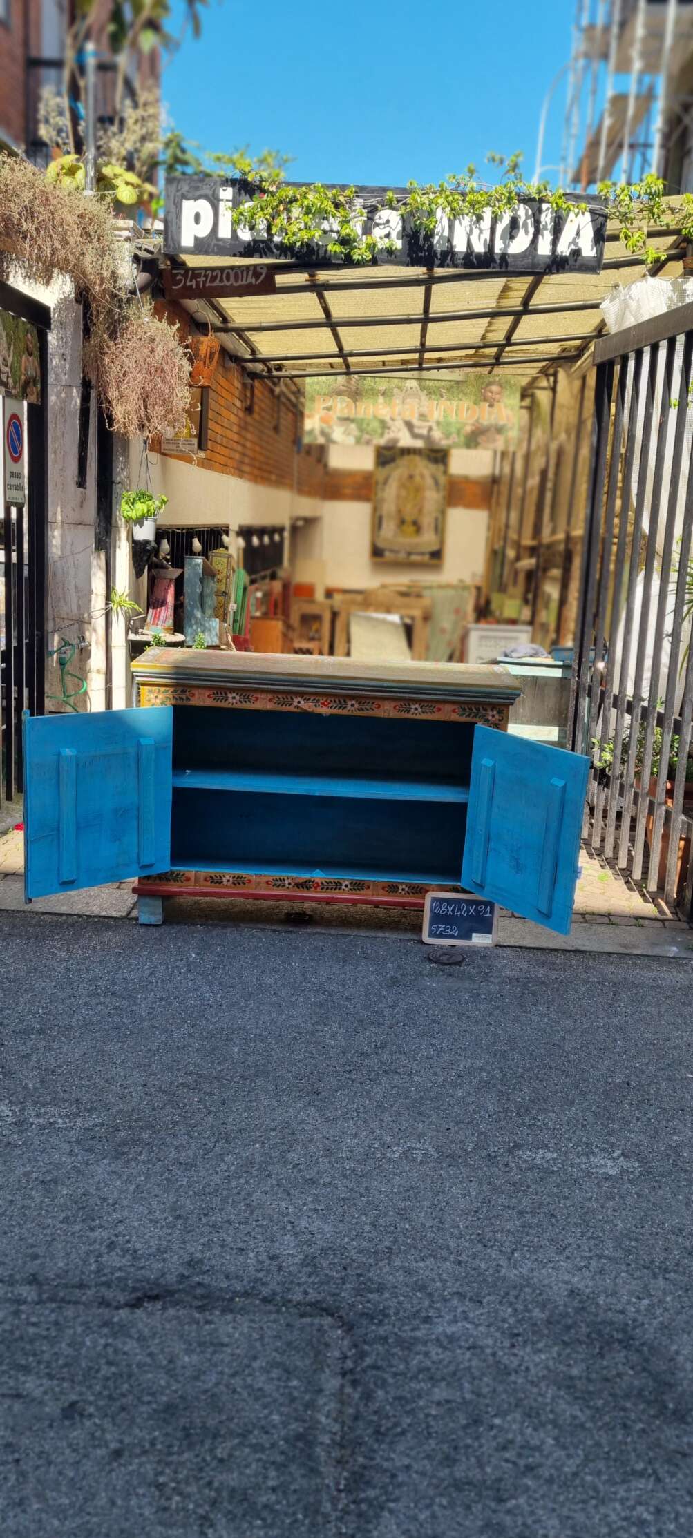 Credenza patchwork floreale intarsiata - immagine 10