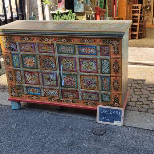 Credenza patchwork floreale intarsiata