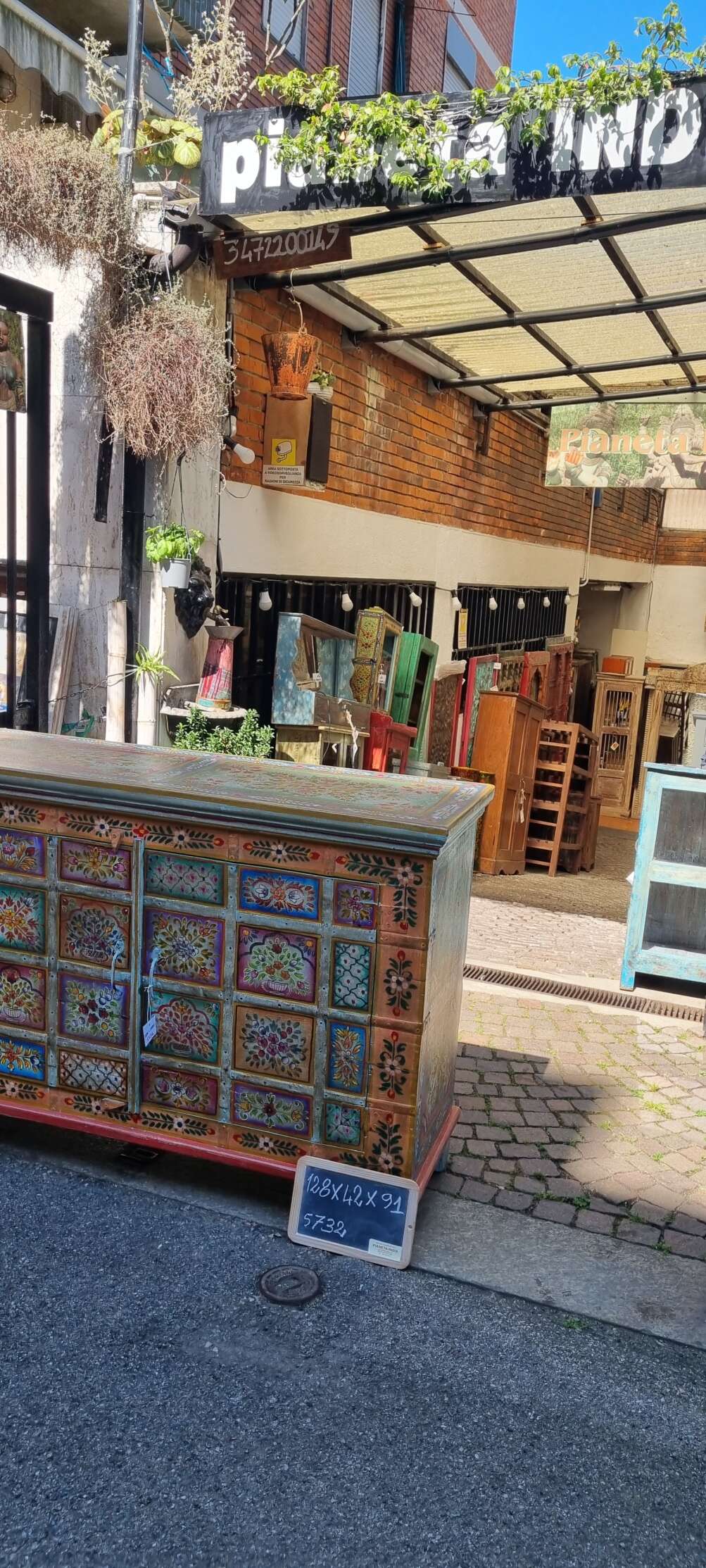Credenza patchwork floreale intarsiata - immagine 7