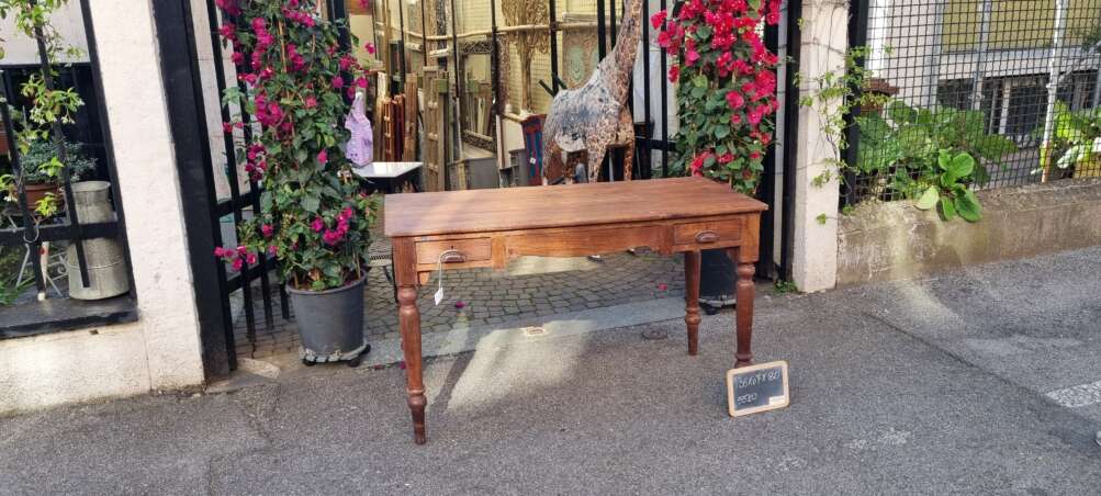Scrivania indiana in teak