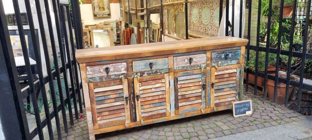 Credenza shabby in legno riciclato - immagine 4