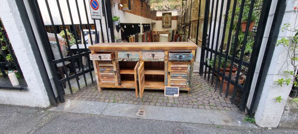 Credenza shabby in legno riciclato - immagine 5