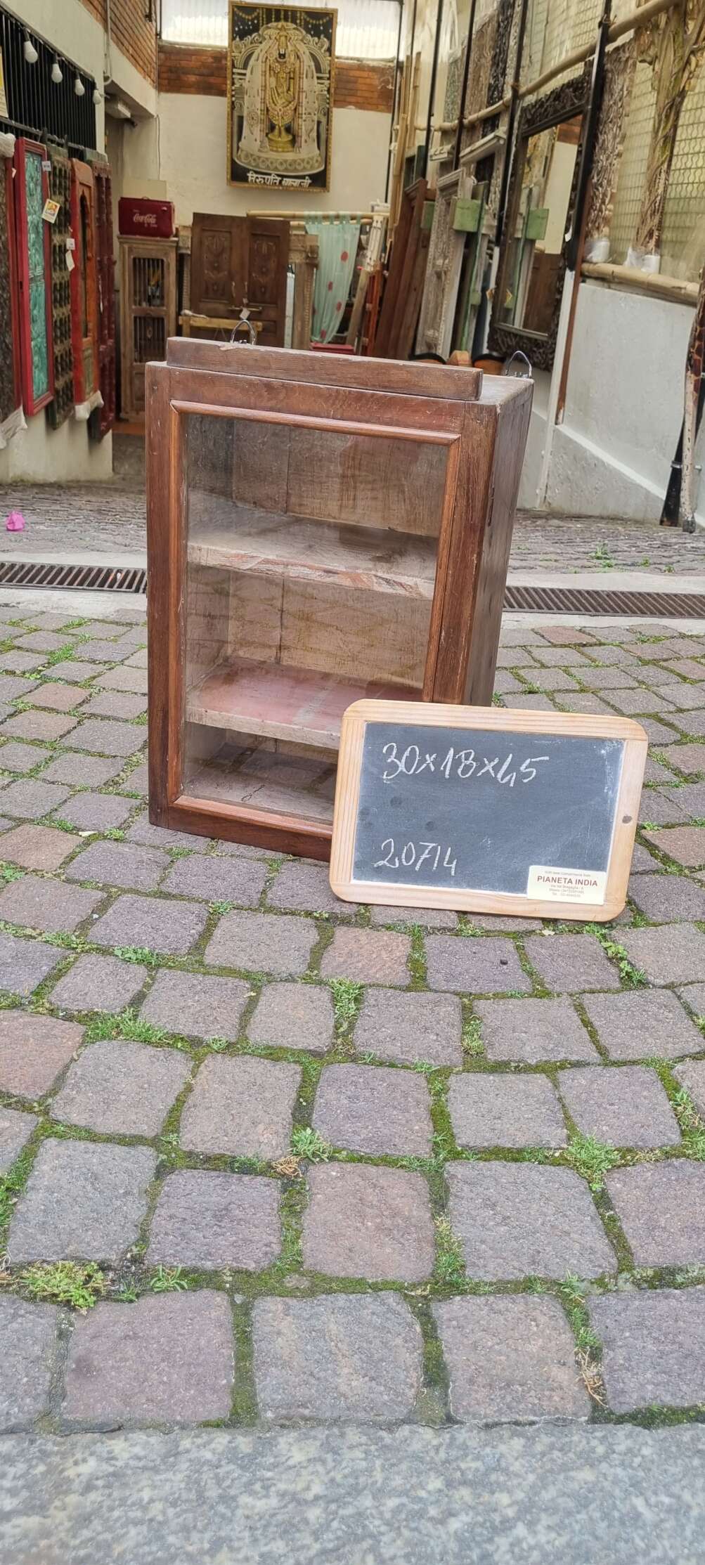 Mobiletto con anta in vetro