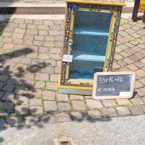 Pensile decorato con vetro