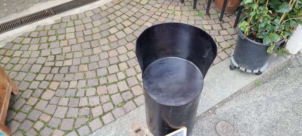 Sedia cilindrica nero - immagine 7