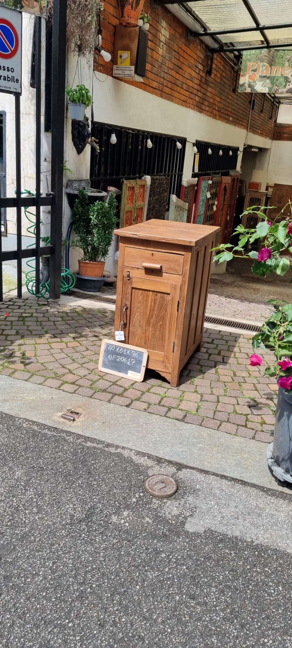 Mobile ad un'anta con cassetto in teak - immagine 12