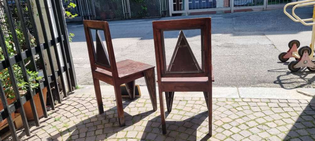 Sedia con inserti geometrici dipinti - immagine 9