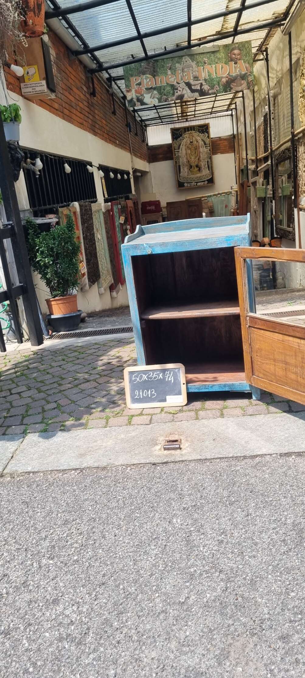 Mobiletto blu in teak con anta in vetro - immagine 5
