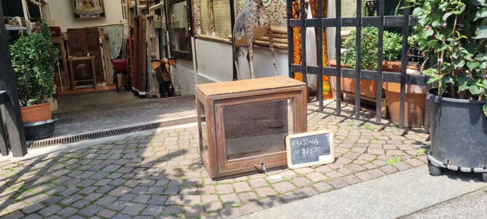 Mobiletto vetrinetta basso in teak