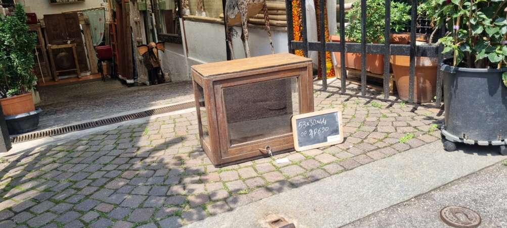Mobiletto vetrinetta basso in teak - immagine 3