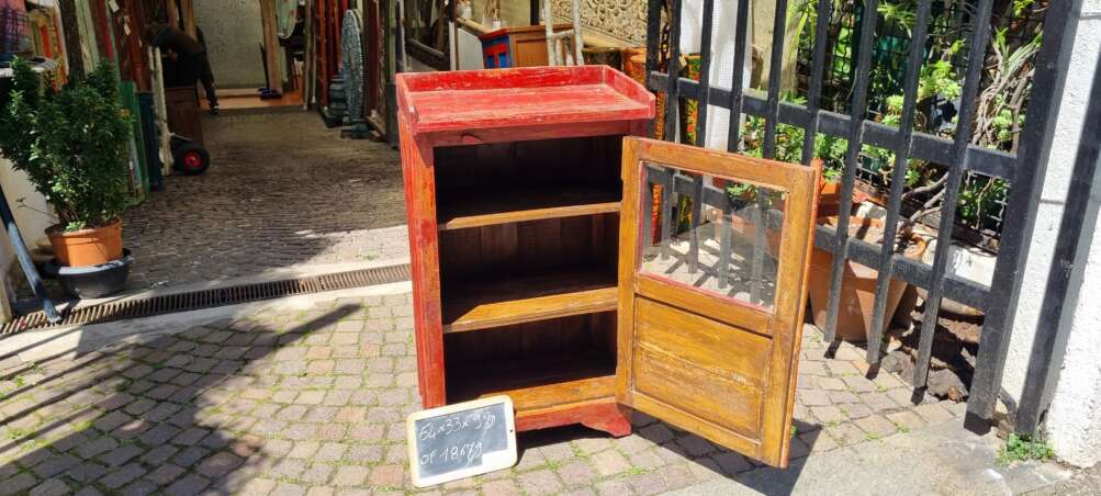 Mobiletto rosso con anta e vetro - immagine 3