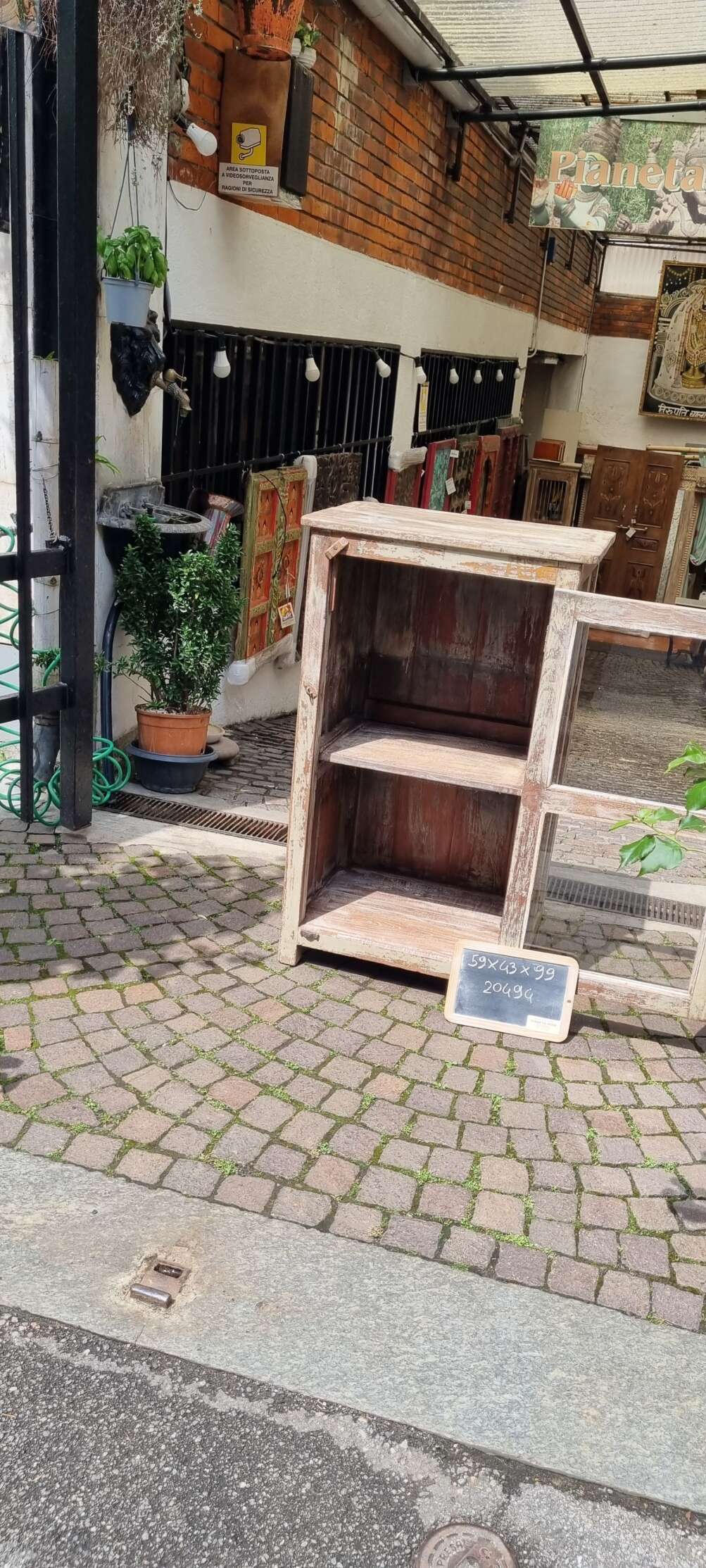 Mobiletto effetto invecchiato chiaro - immagine 4