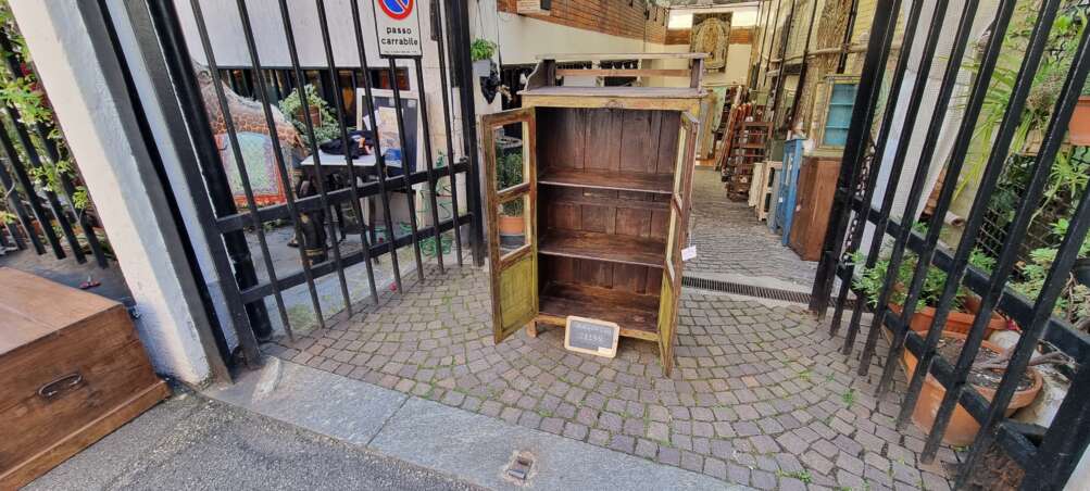 Vetrinetta vintage con finitura verde - immagine 4