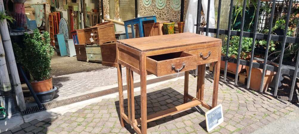 Scrivania teak con cassetti e traversa - immagine 13