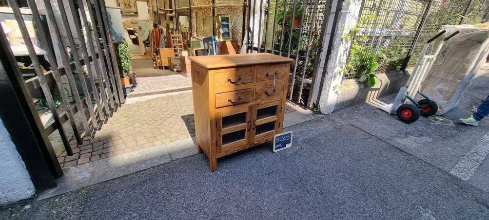 Mobile basso con cassetti e ante in vetro - immagine 3