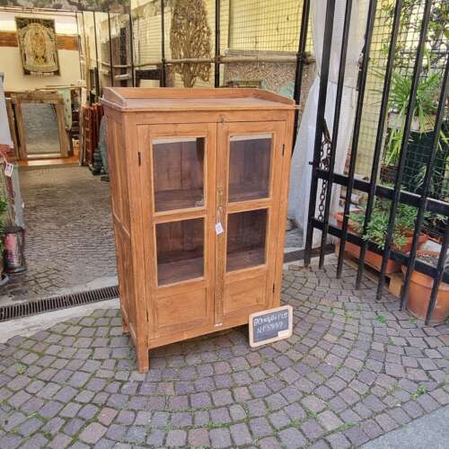 Vetrinetta in teak naturale con ante a vetro