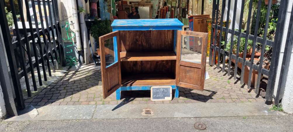 Credenza bassa blu con ante in vetro - immagine 5