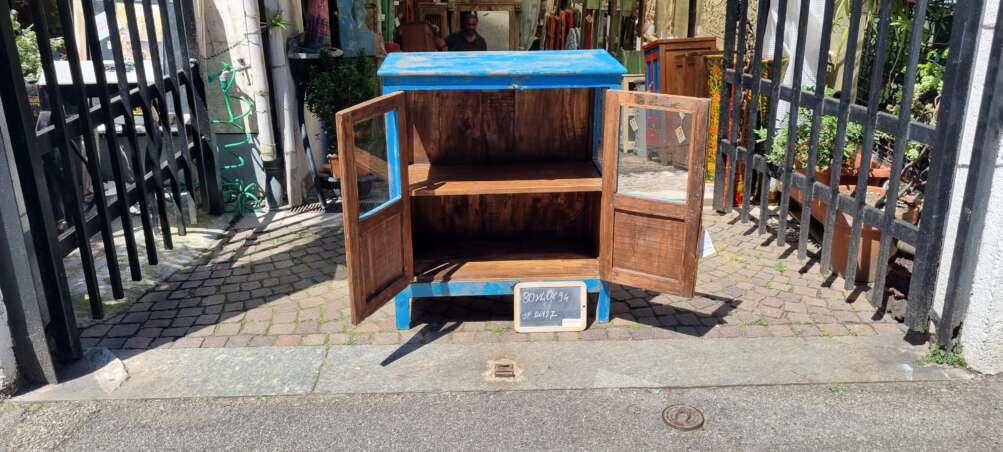 Credenza bassa blu con ante in vetro - immagine 8