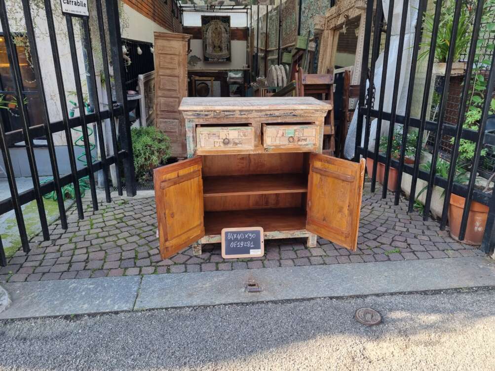 Credenza patchwork intarsiata - immagine 2