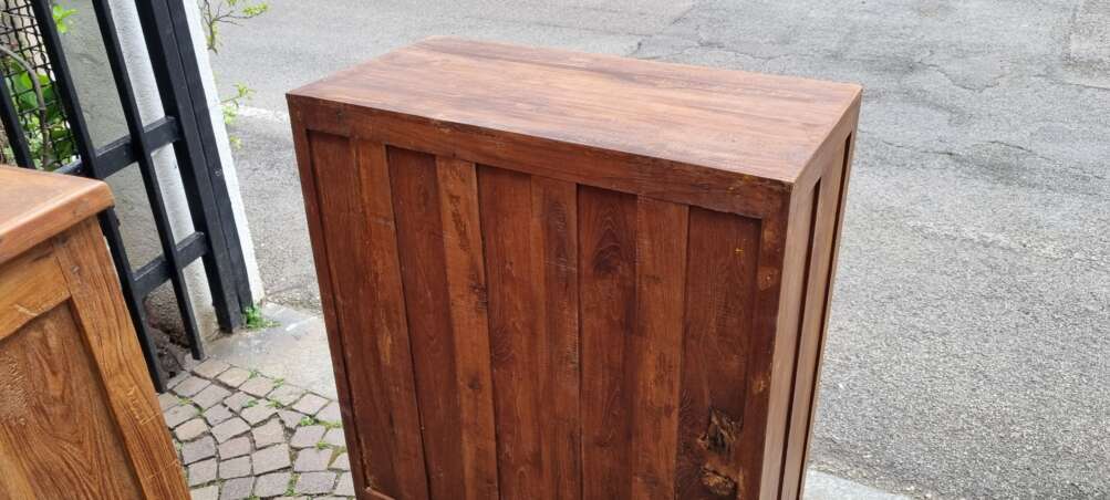 Cassettiera a sei cassetti in teak con maniglie metalliche - immagine 5