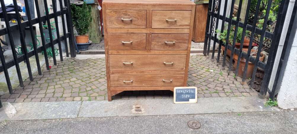 Cassettiera a sei cassetti in teak con maniglie metalliche - immagine 9