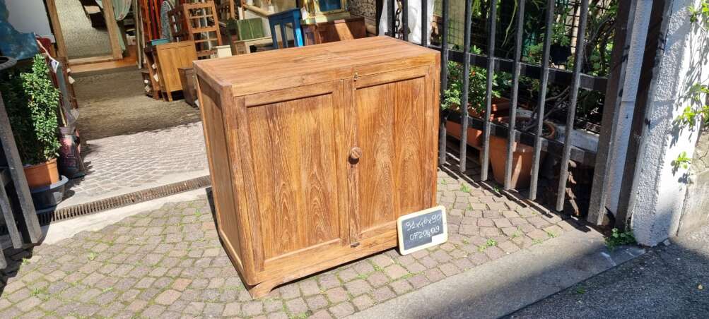 Mobiletto robusto in teak a due ante essenziale - immagine 8