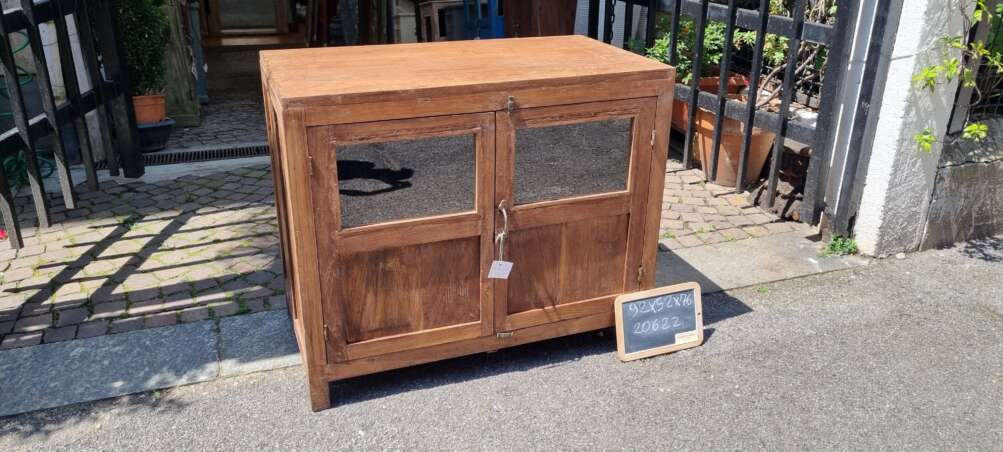 Mobiletto in teak con ante in vetro - immagine 2