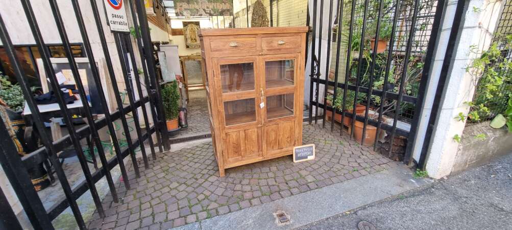 Vetrina in teak con cassetti - immagine 3