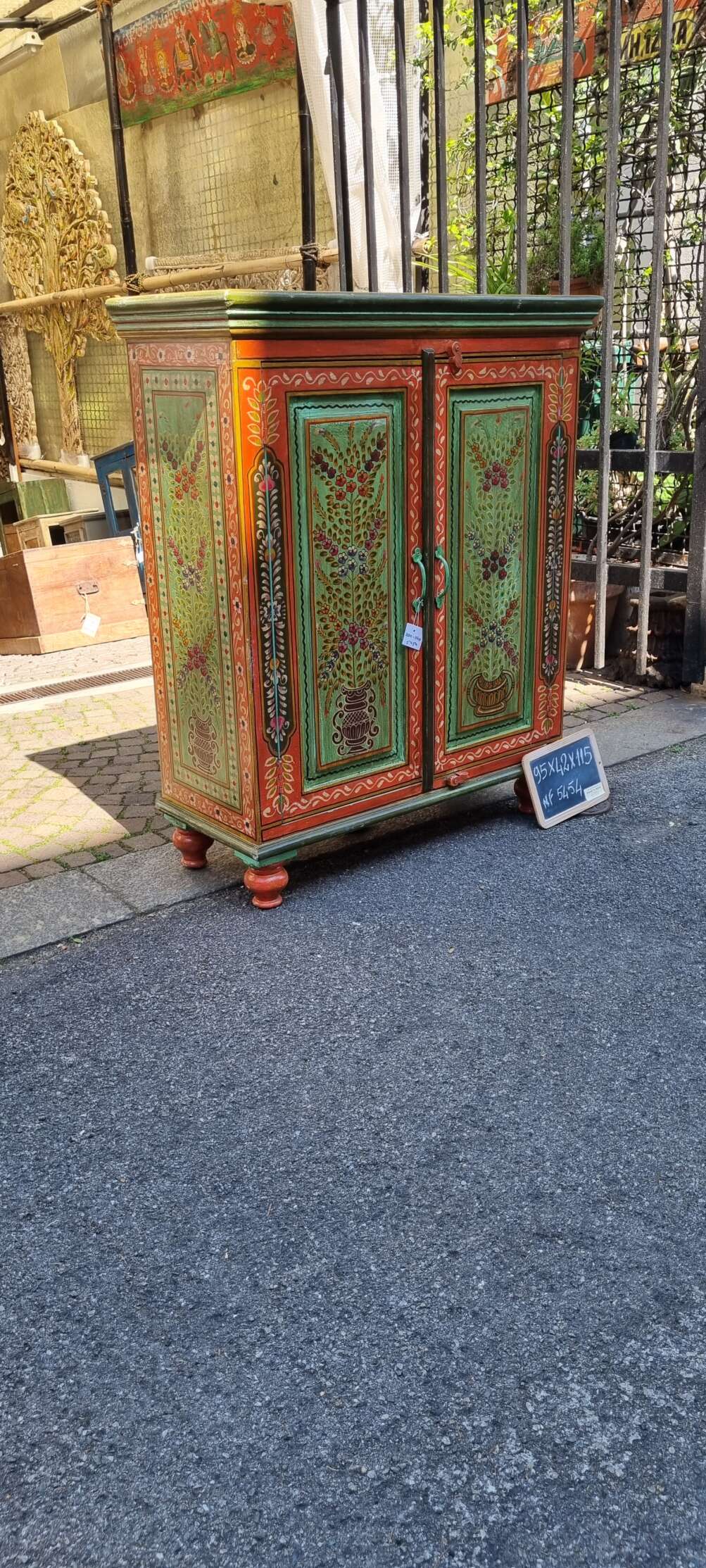 Mobiletto dipinto a mano in stile indiano - immagine 11